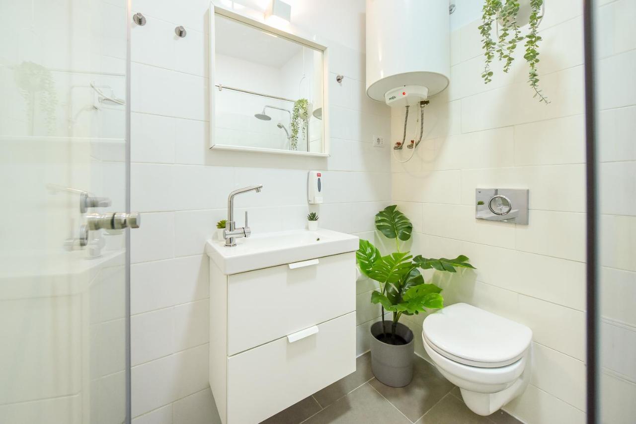 Classy Comfort - Chic Studio On Regina Elisabeta Βουκουρέστι Εξωτερικό φωτογραφία
